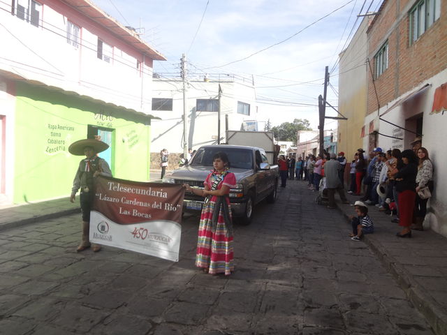 RECORRIDO POR LAS PRINCIPALES CALLES DE HUEJÚCAR