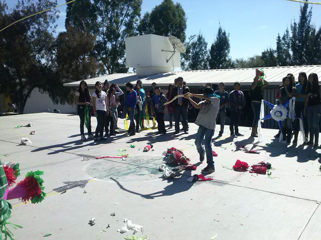 LAS TRADICIONALES PIÑATAS.