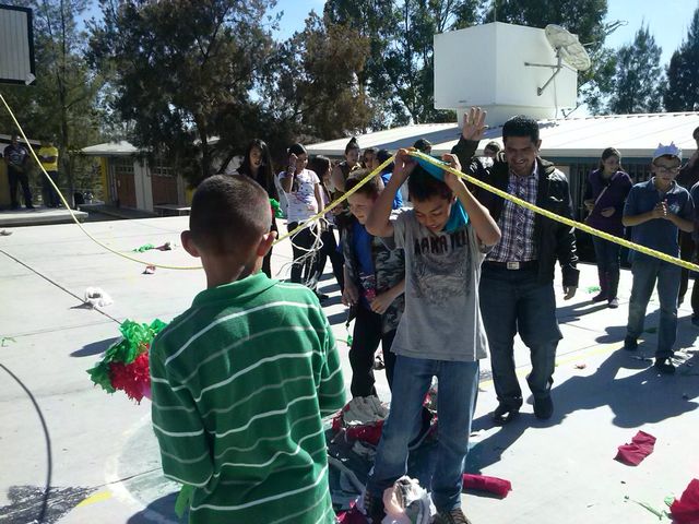 LAS TRADICIONALES PIÑATAS.